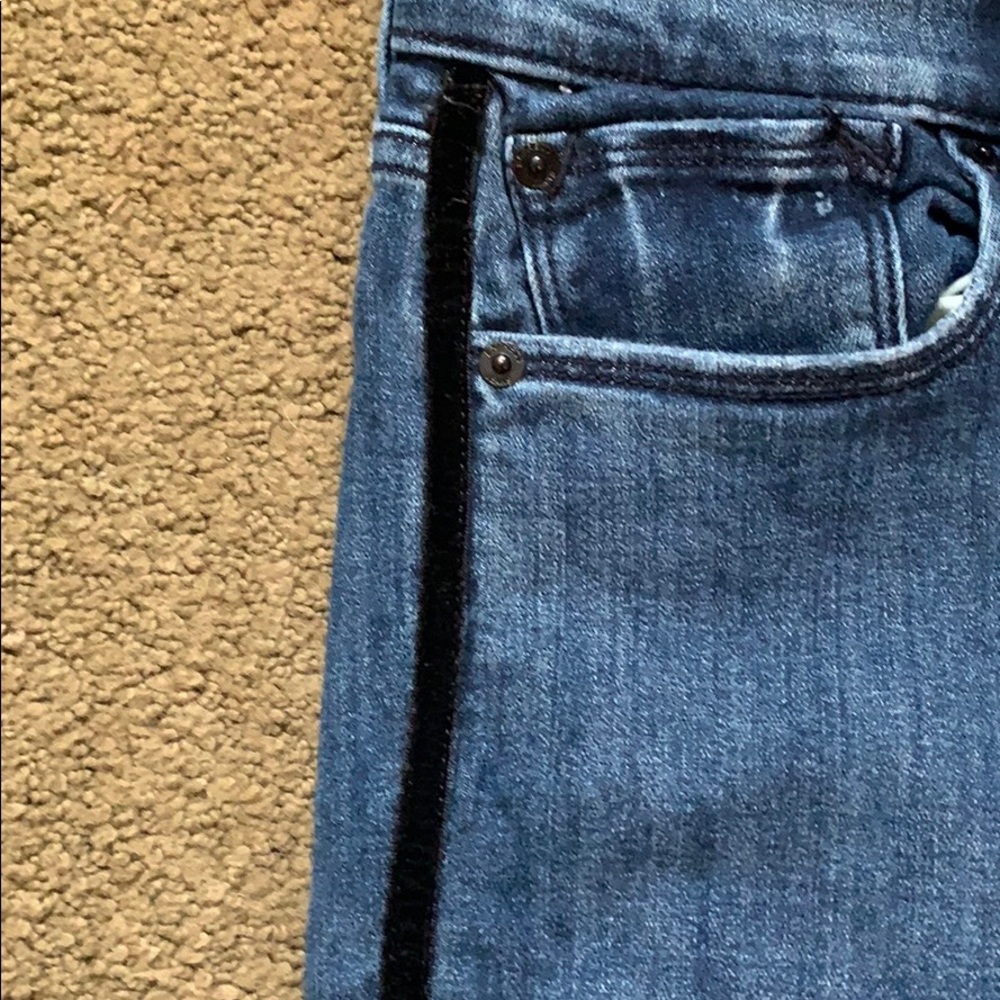 Jeans - Picture 2 of 4